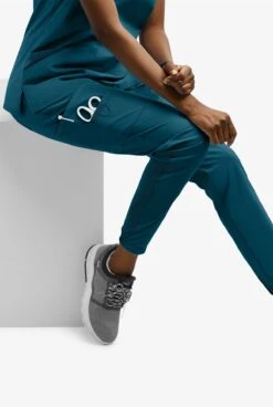 UA Exclusive Cherokee Workwear Professionals Active Women's 6-Pocket STRETCH Half Jogger Scrub Pants 9 UA Exclusive Cherokee Workwear Professionals Active Women's 6-Pocket STRETCH Half Jogger Scrub Pants -Scrubs Wear Shop CK036 CARIB 6