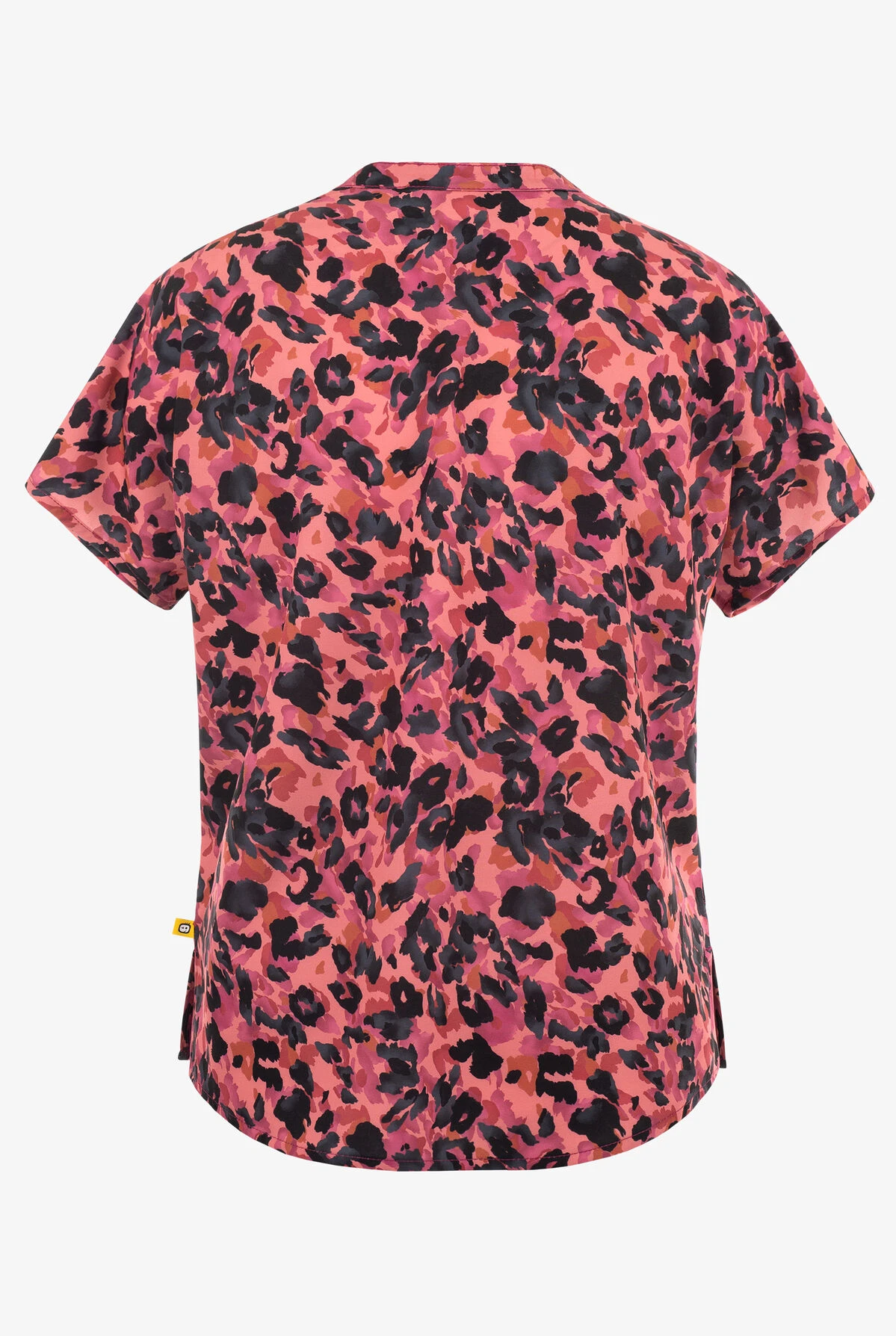 WonderWink Amala Animal Print Women's 3-Pocket STRETCH Round Neck Print Scrub Top 2 WonderWink Amala Animal Print Women's 3-Pocket STRETCH Round Neck Print Scrub Top - Image 2